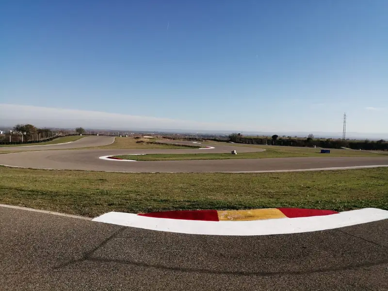Trazado Karting Menarguens 55-84