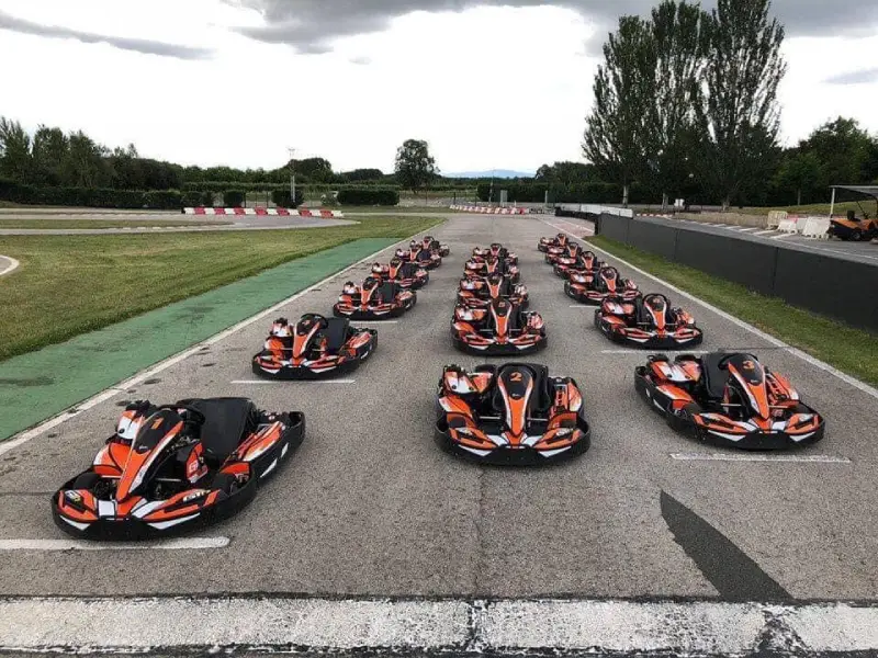 Flota karting Cabañas Raras