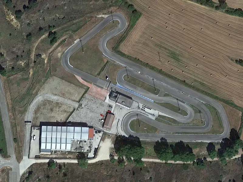Instalaciones Más Que Karting